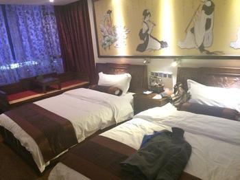Kunming Green Lake Hostel Bagian luar foto