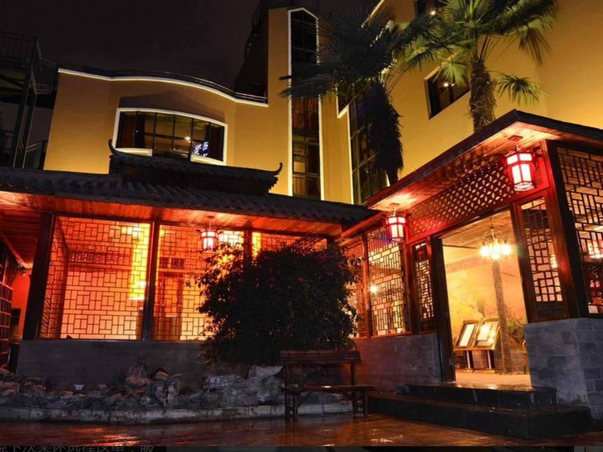 Kunming Green Lake Hostel Bagian luar foto